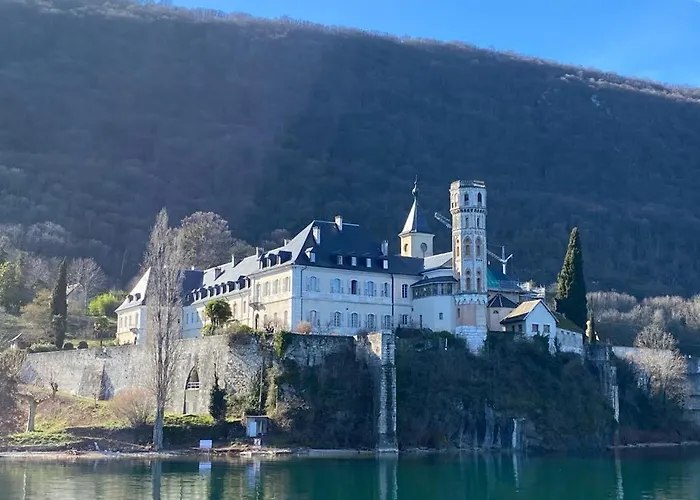 Les Myrtilles Aix Les Bains